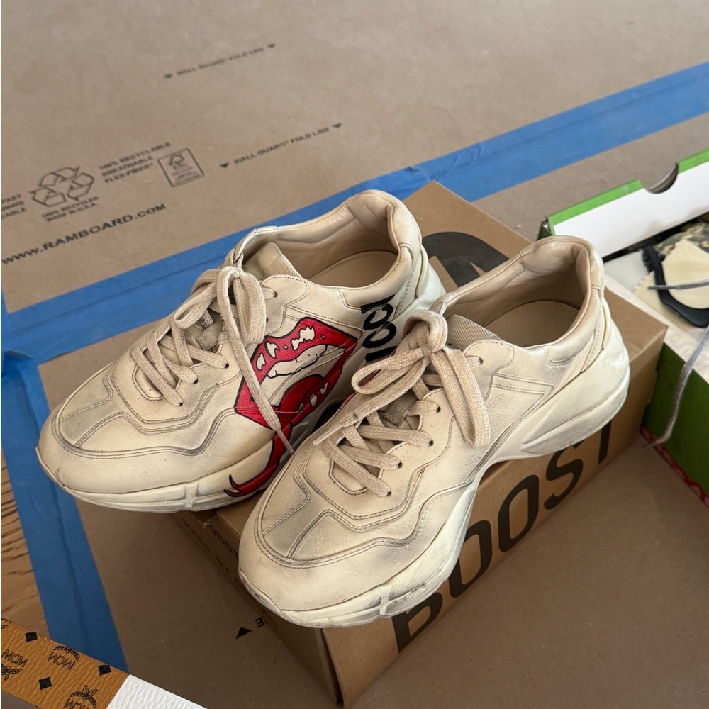 Gucci Beige Sneakers with Red Detail